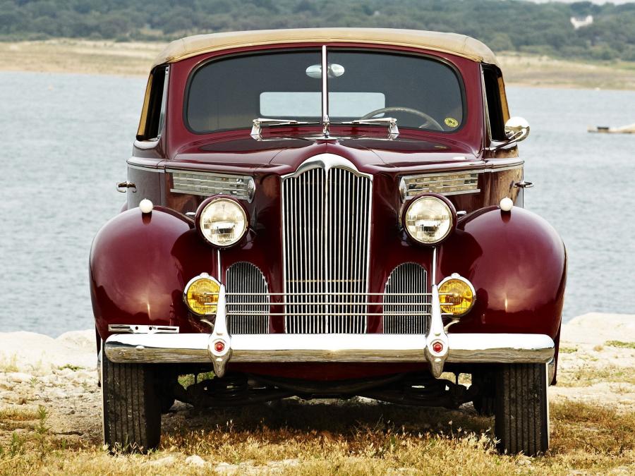  Packard 120 Convertible Coupe 1940 года  (фото 17 из 29)